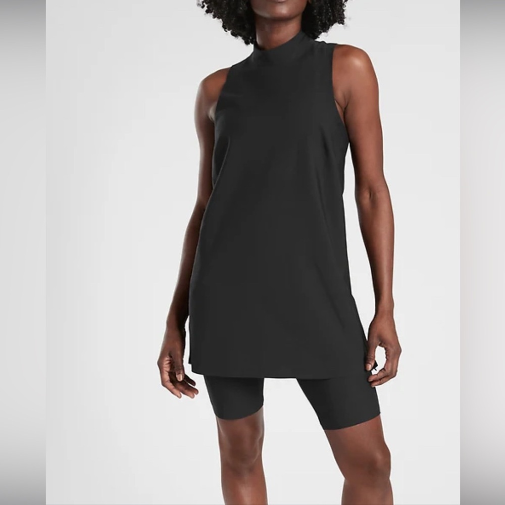 New with tags Athleta Intersteller Bike Tunic Size MP